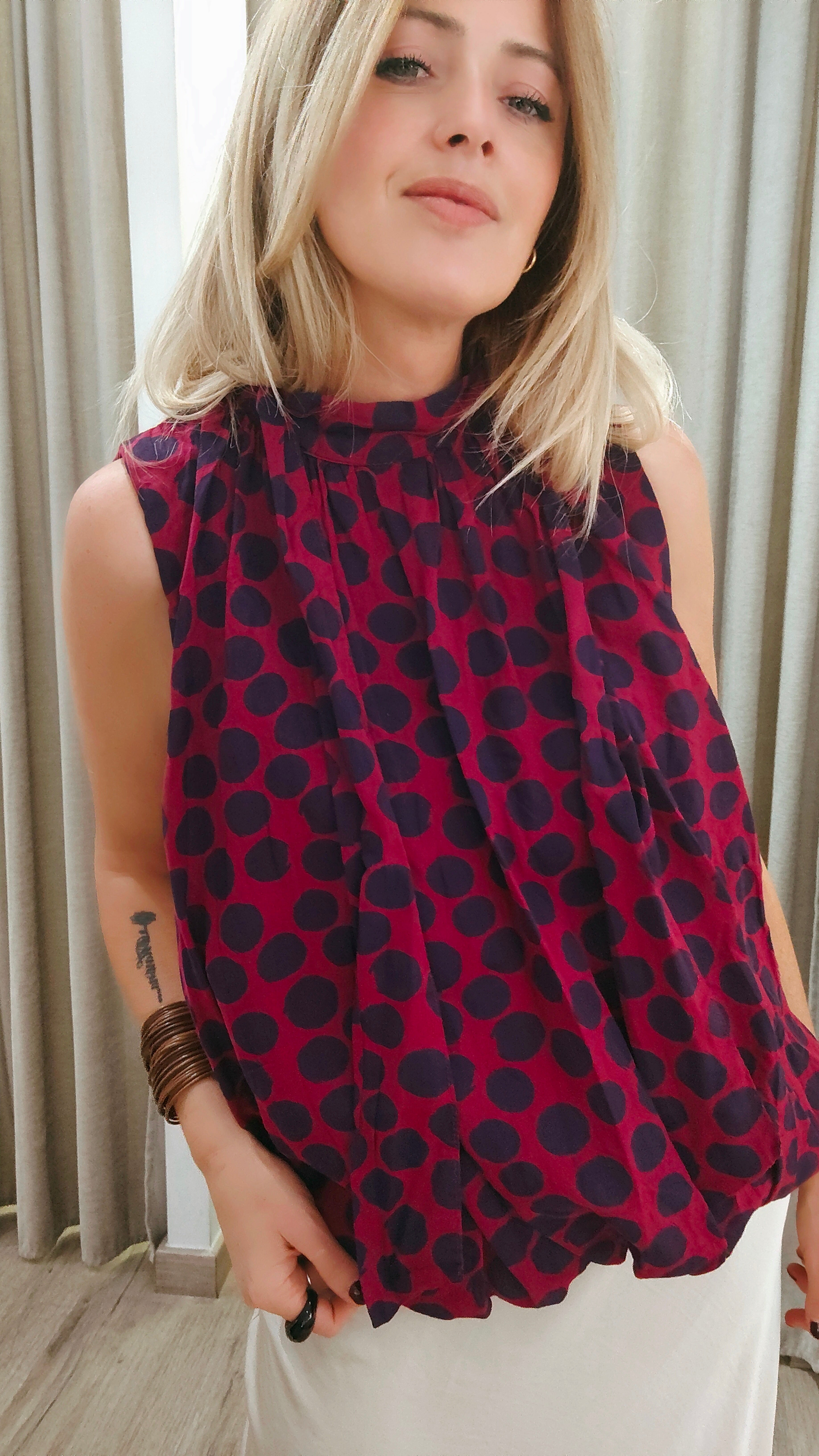 TOP HALTER BURDEOS LUNARES