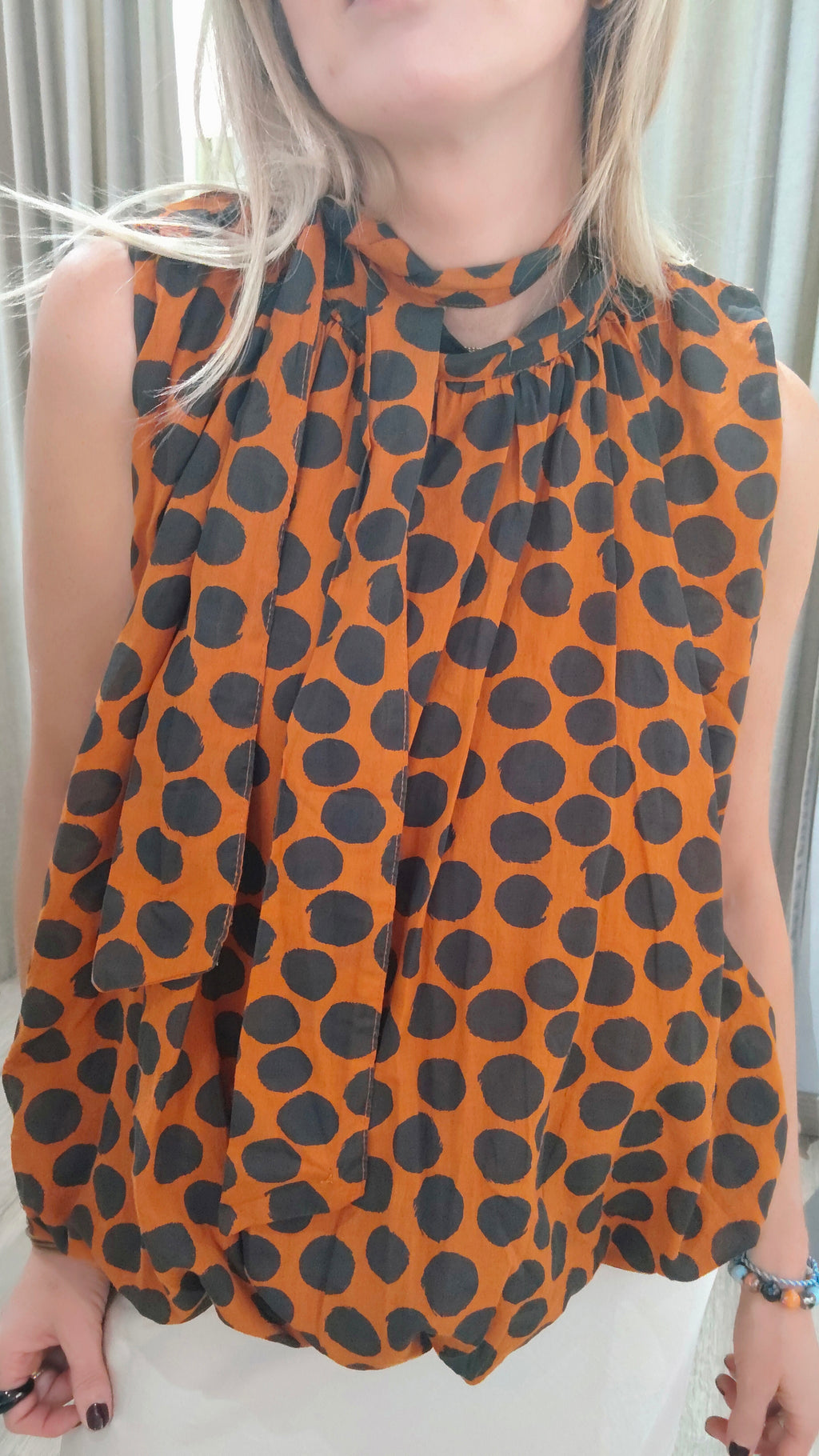 TOP HALTER NARANJA LUNARES