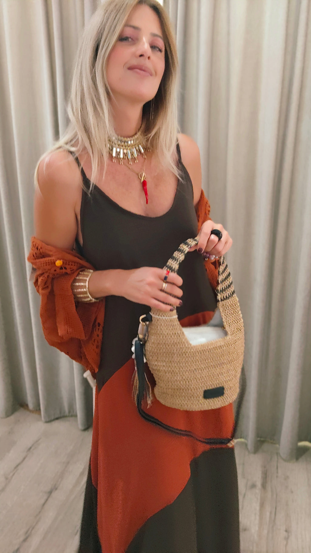 VESTIDO MARRÓN/TEJA ASIMETRICO