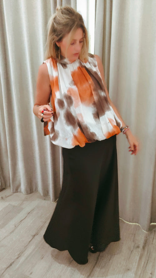 BLUSA HALTER ABULLONADA ESTAMPADA