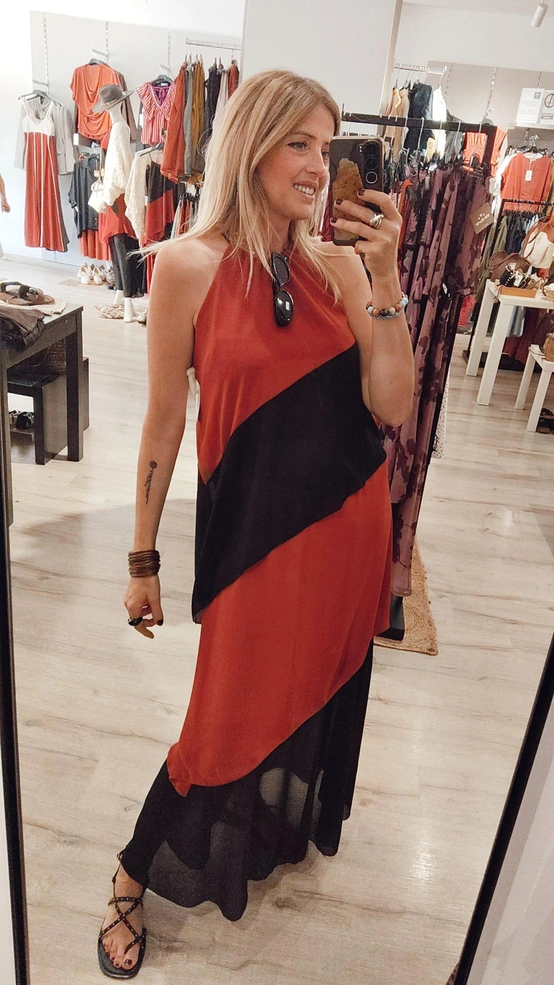TOTAL LOOK ASIMÉTRICO
