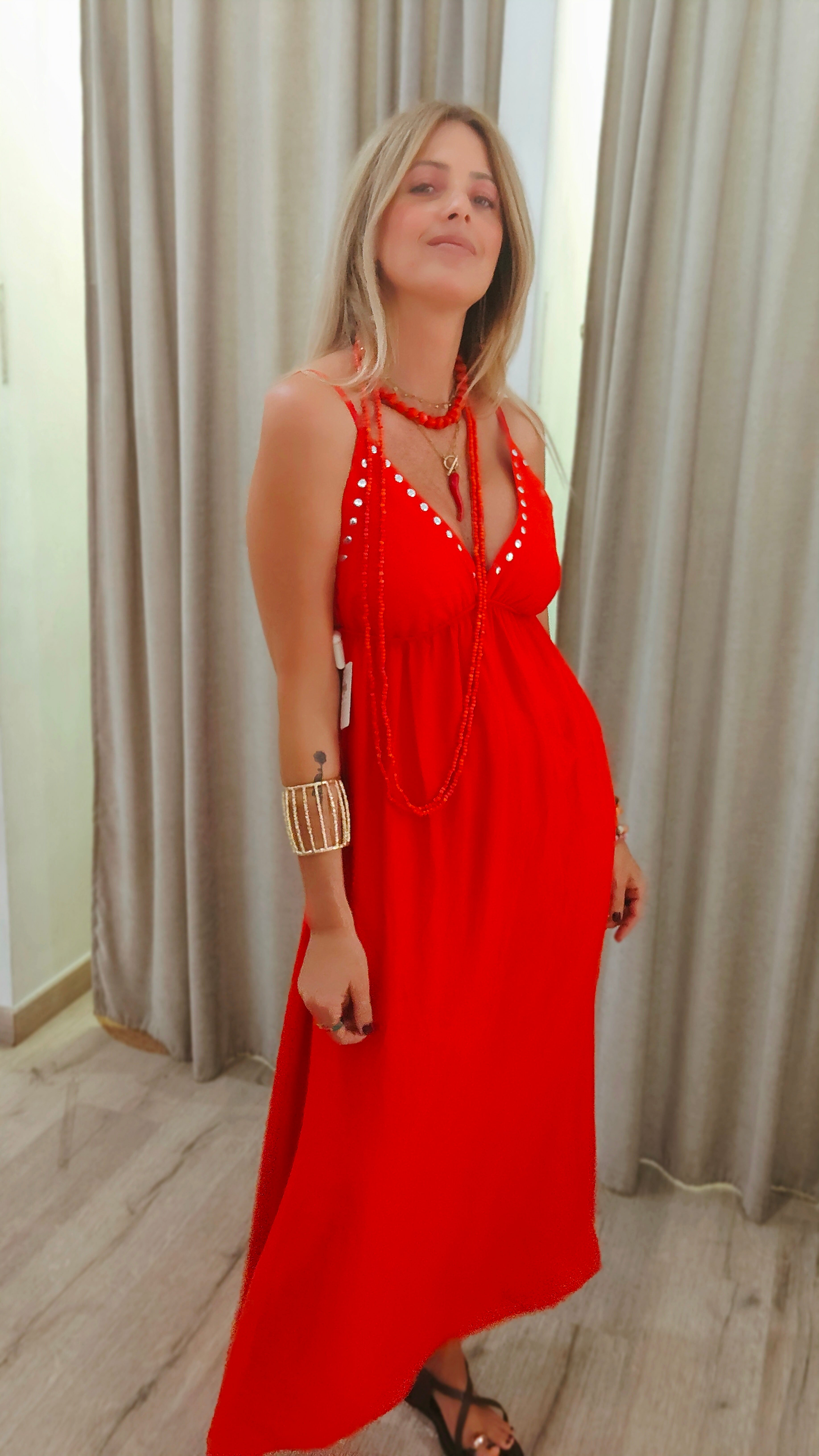 VESTIDO TACHUELAS ROJO