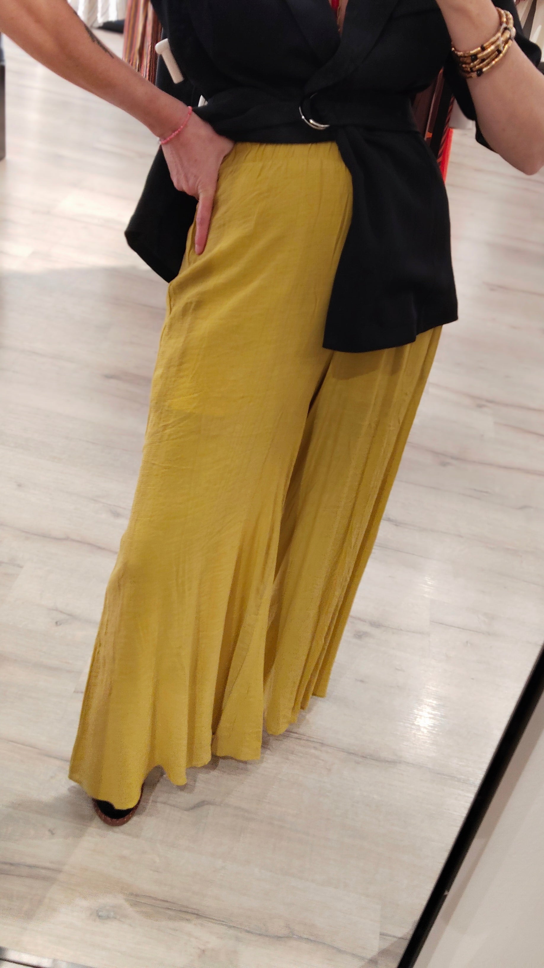 PANTALÓN MOSTAZA
