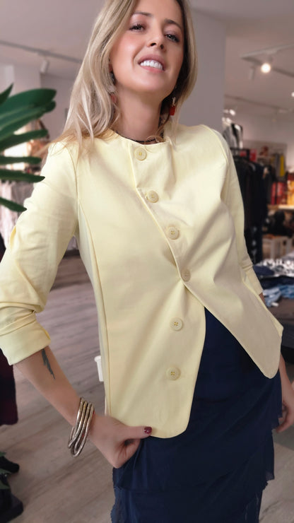 CHAQUETA AMARILLO PASTEL