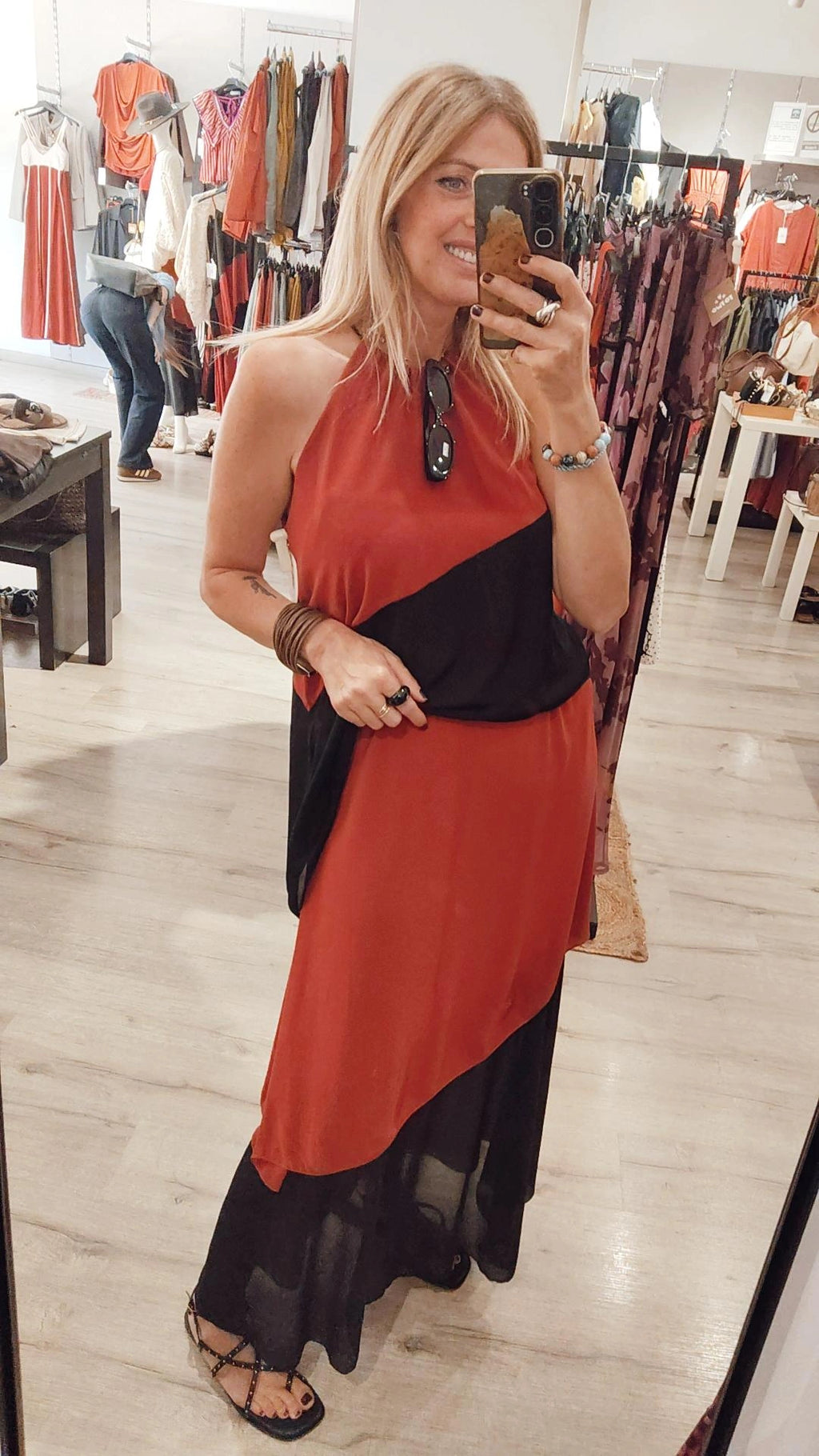 TOTAL LOOK ASIMÉTRICO