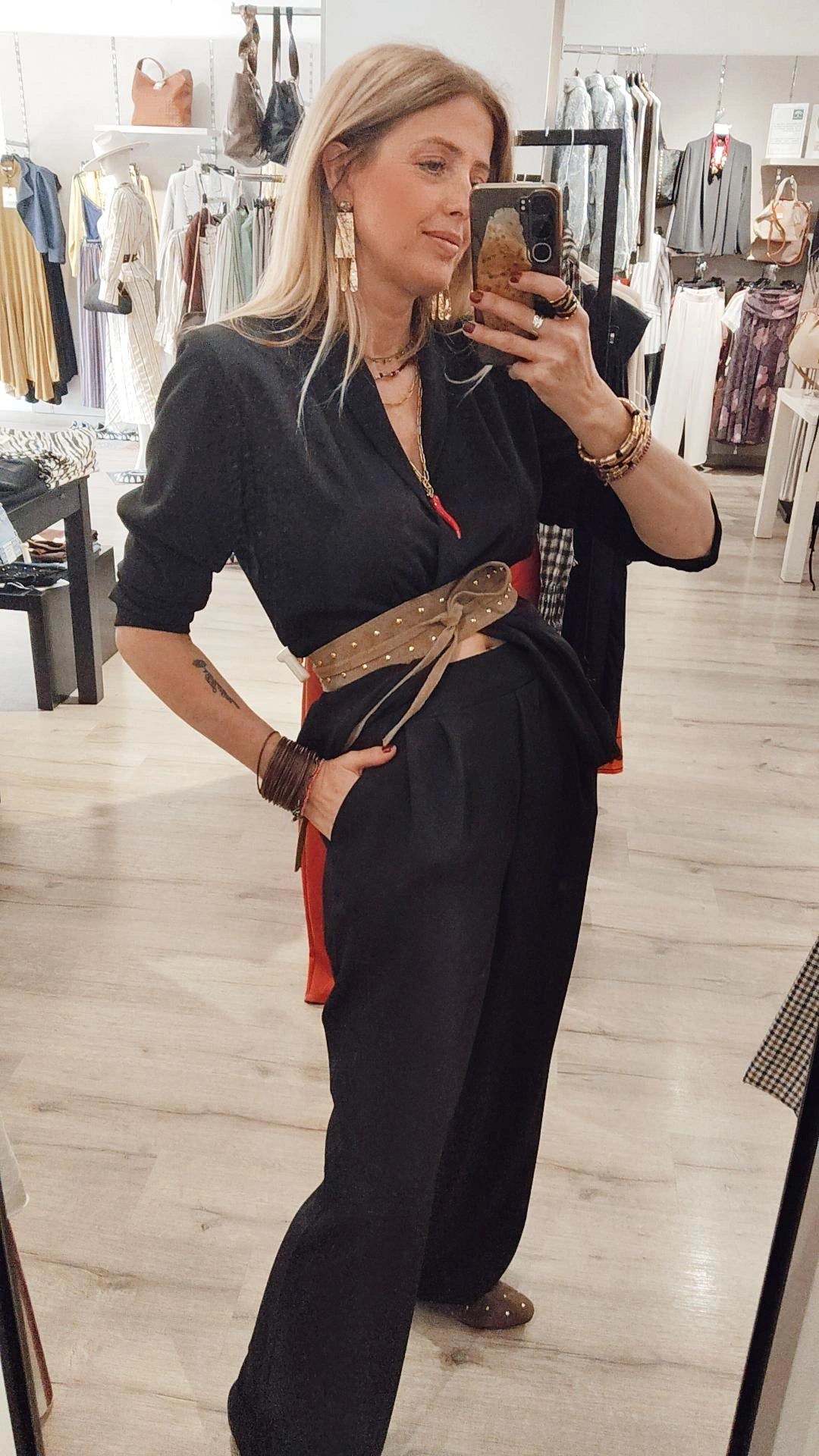 PANTALÓN LEVITA
