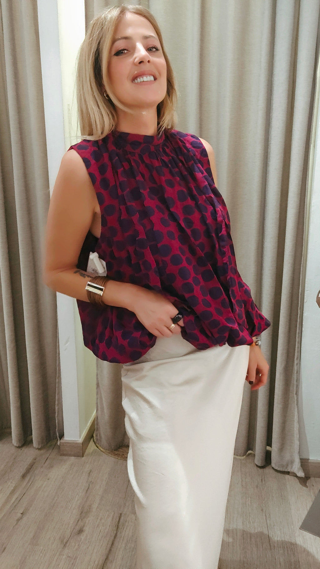 TOP HALTER BURDEOS LUNARES