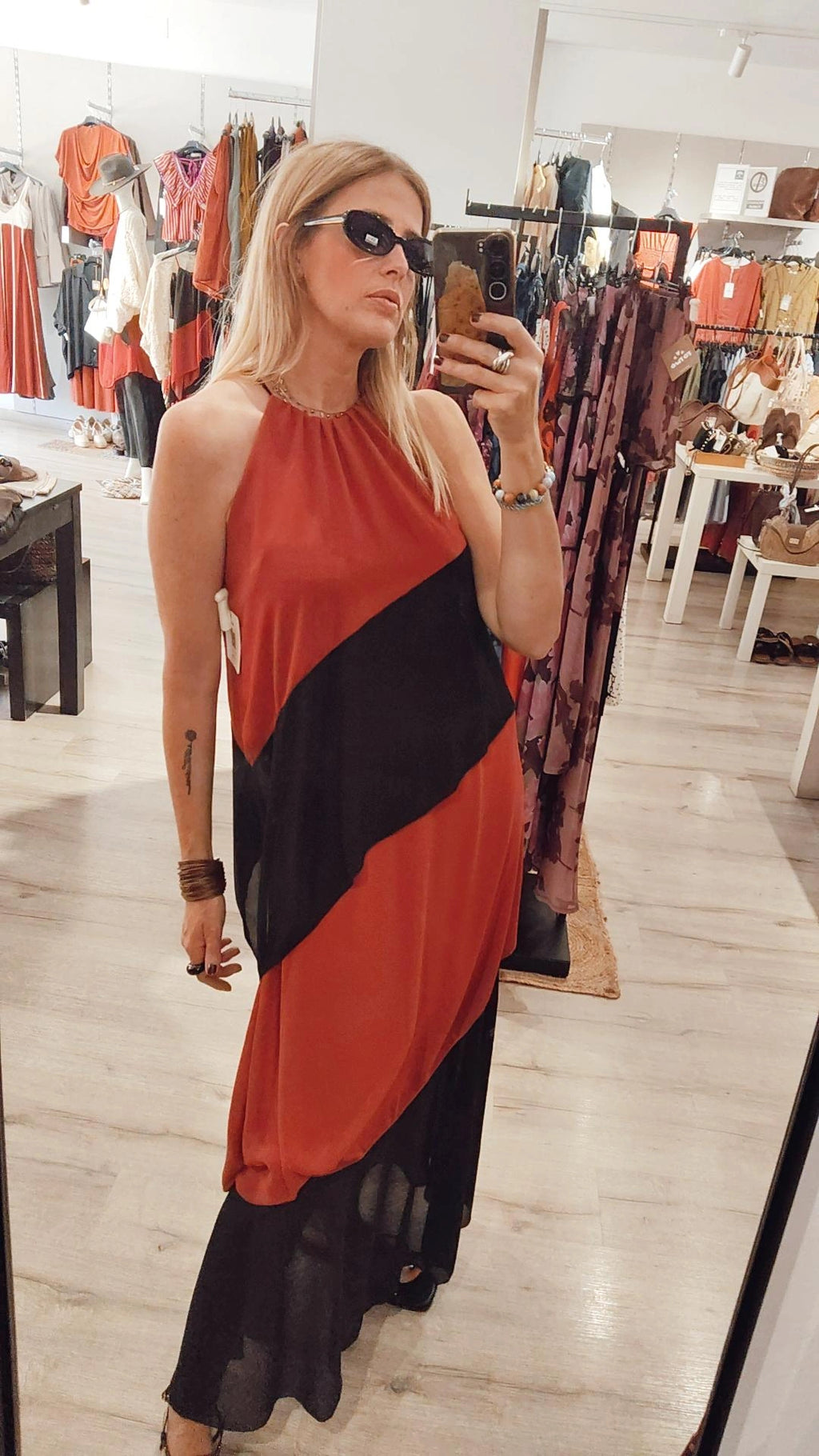 TOTAL LOOK ASIMÉTRICO