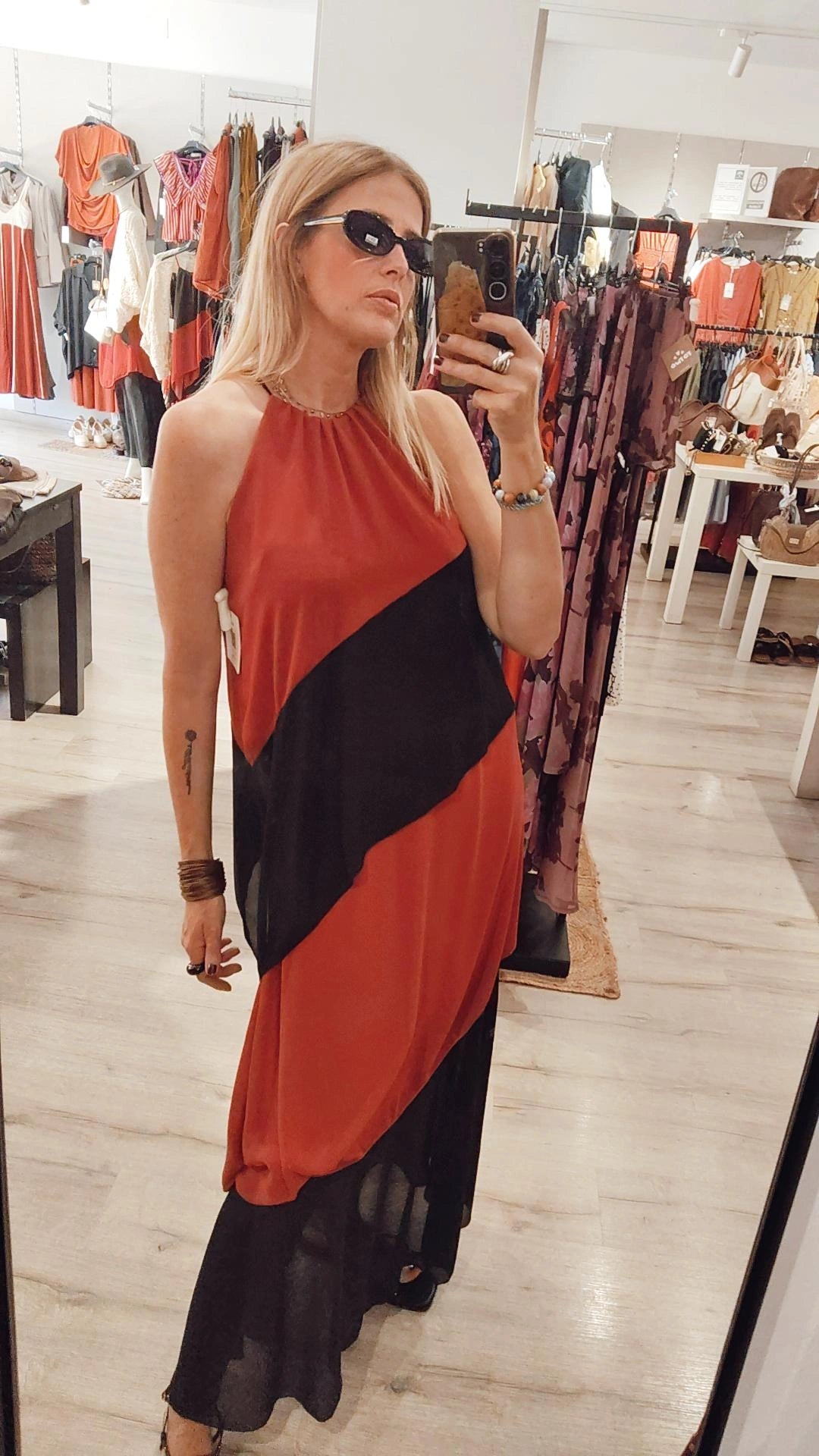 TOTAL LOOK ASIMÉTRICO